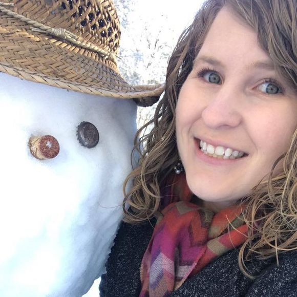 Meet your Posher, Laura - Picture 1 of 1